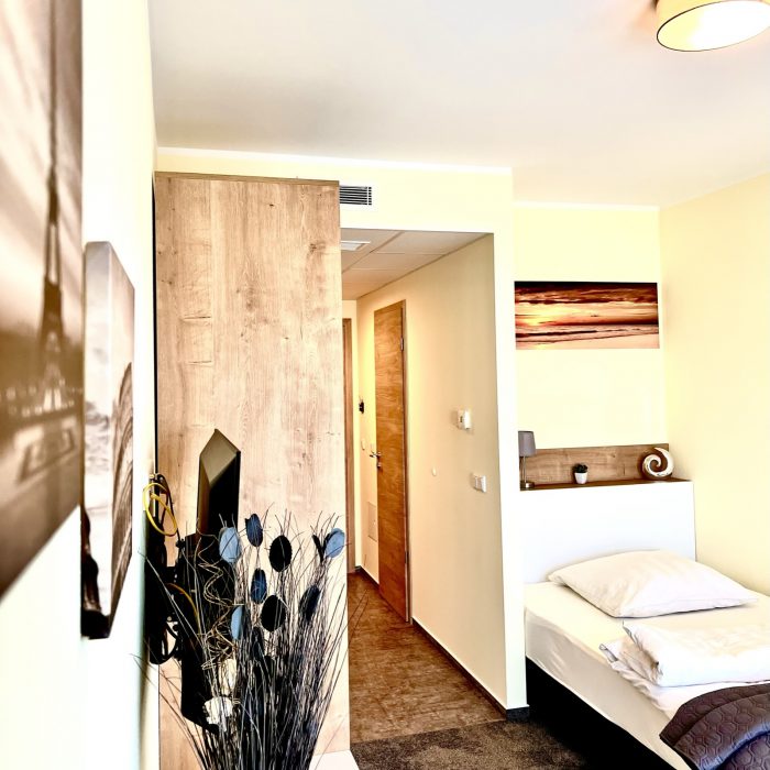 LikeDaheim 1-Zimmer Apartment Raumansicht mit Bett